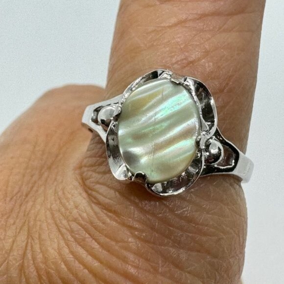 18K White Gold Plated Mother of Pearl Ring size 9 Antique Style - Picture 3 of 8